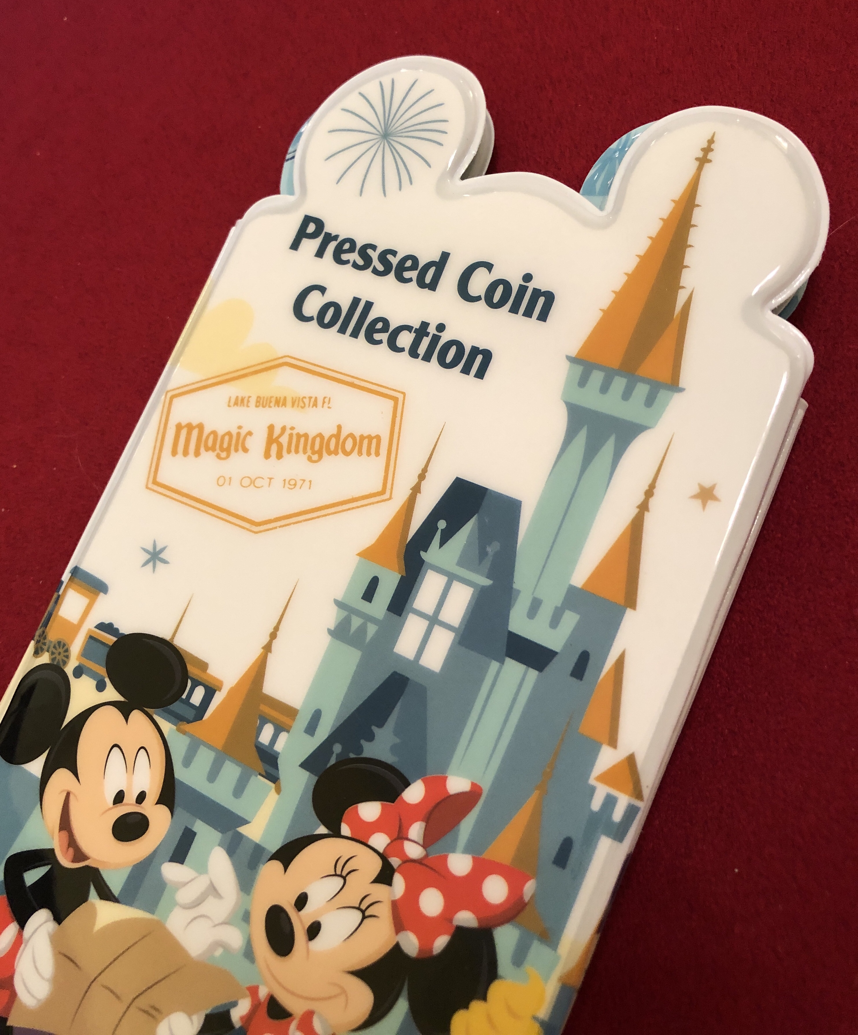 Collecting Pressed Pennies at Disney World (FREE downloadable list!)