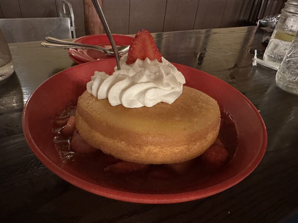 Hoop-Dee-Doo dessert strawberry shortcake